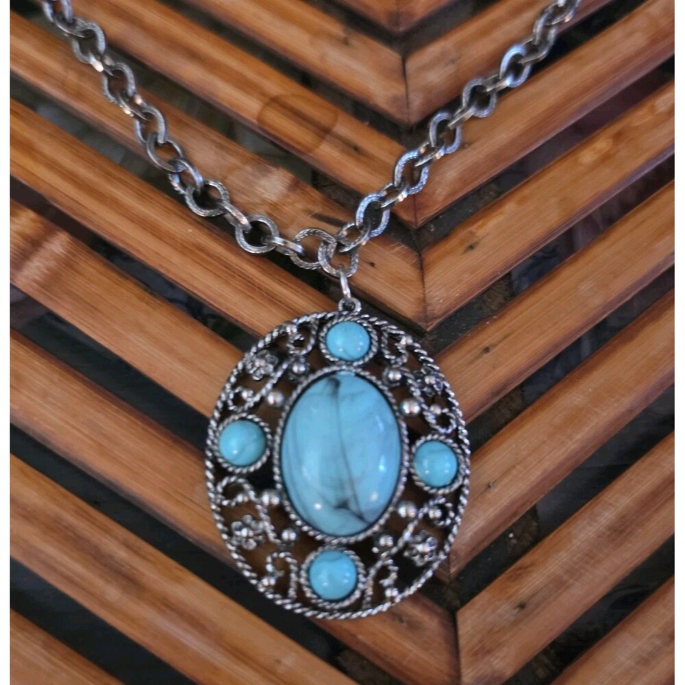 Vintage Silver Tone Faux Turquoise Filigree Oval Statement Pendant Necklace - Picture 2 of 9